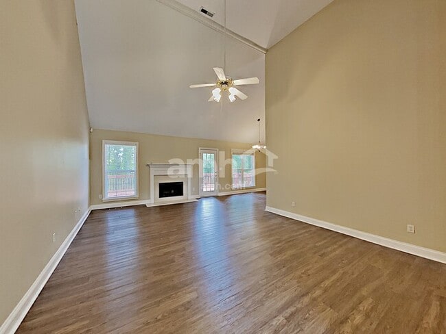 Building Photo - 2098 Prescott Way