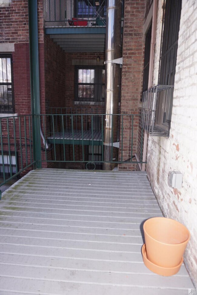 Building Photo - 1 bedroom in Allston MA 02134