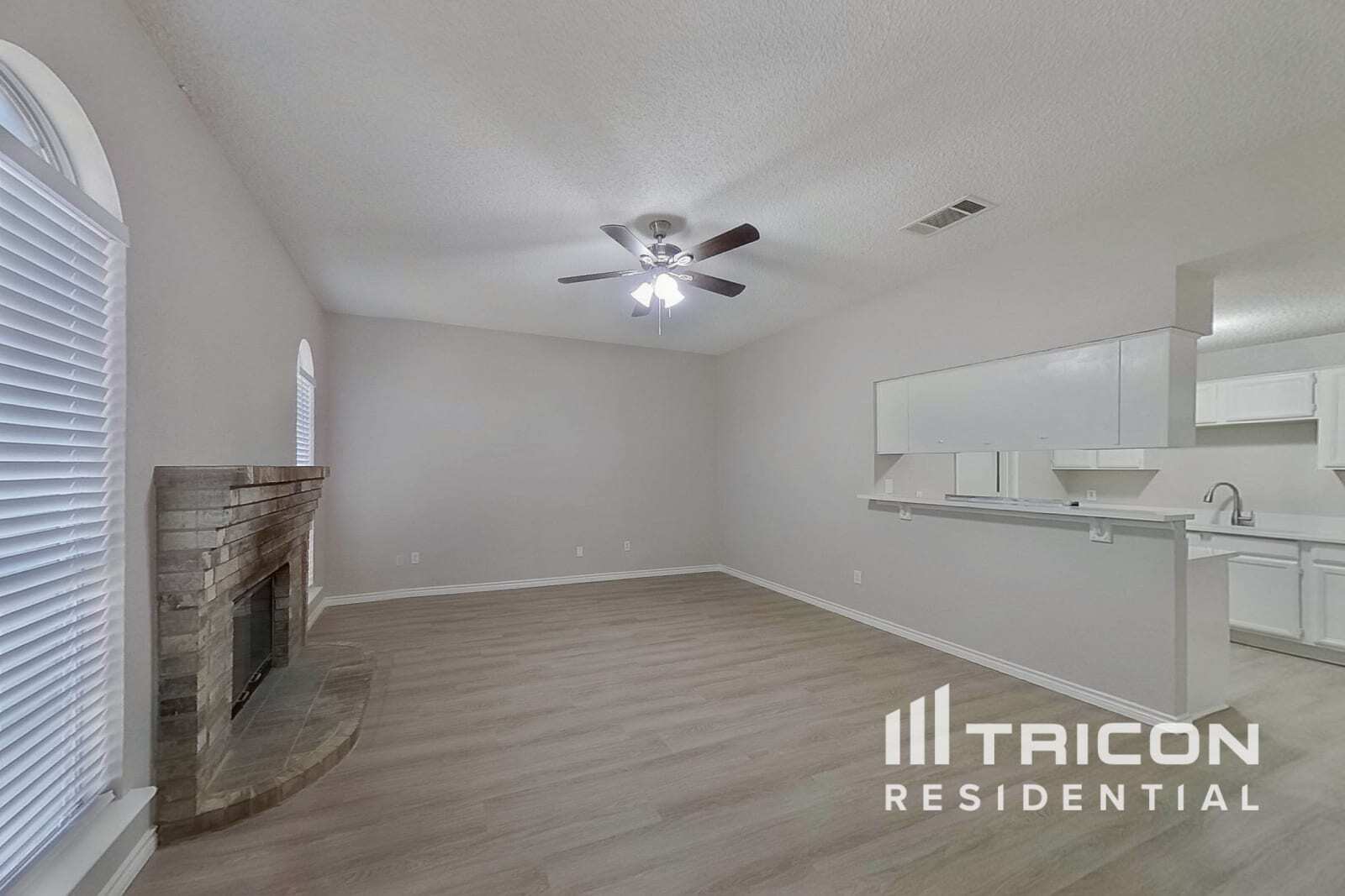 Building Photo - 10544 N Haven Dr