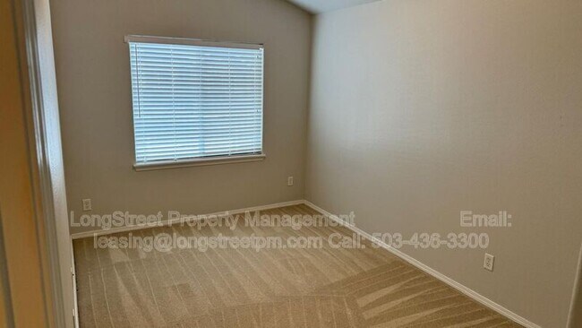 Building Photo - 3157 NW Shooting Star Dr