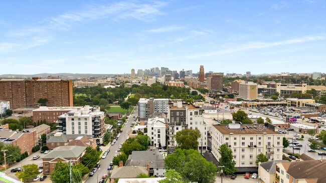 Building Photo - 3100 West End Cir