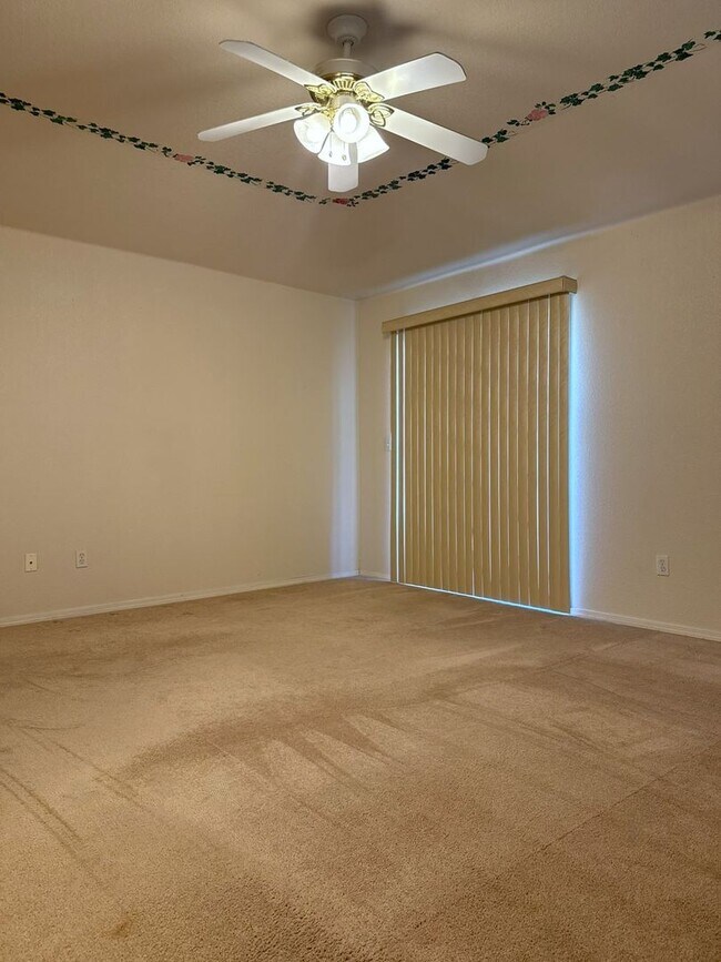 Building Photo - Charming 3-bedroom, 2-bath home in North Merced!