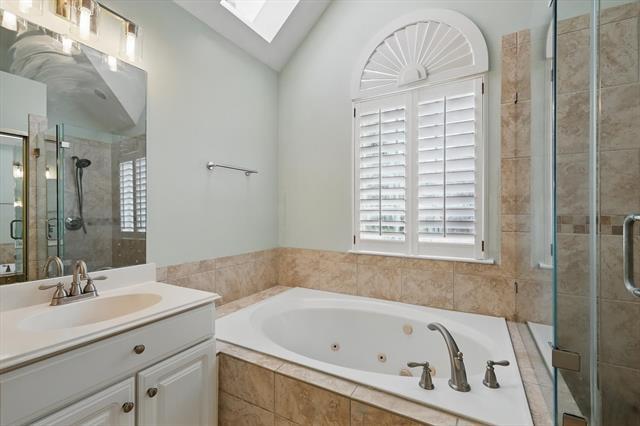 Building Photo - 14625 Windsor Ct