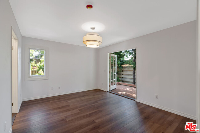 Building Photo - 1510 Marengo Ave