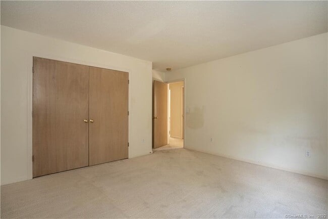 Building Photo - 47 Pepper Bush Ln