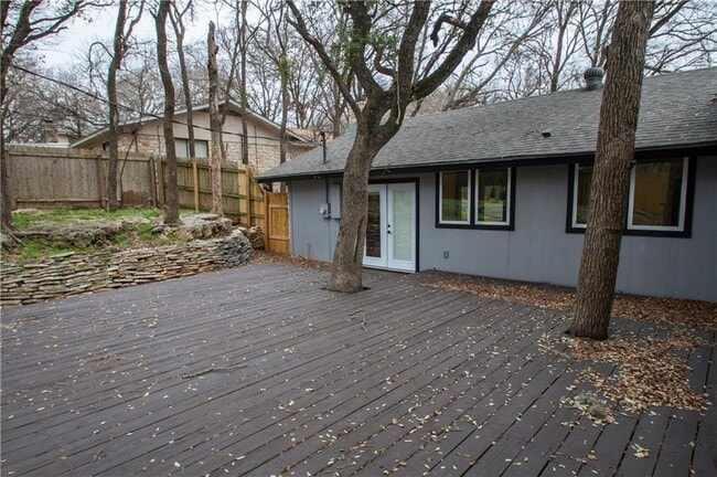 Building Photo - 409 Dove Haven Dr