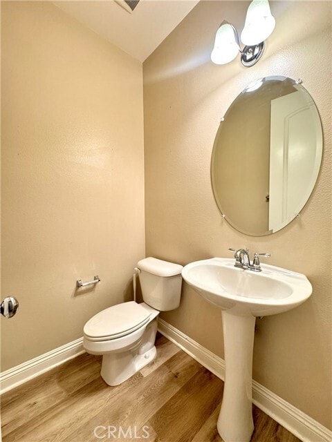 Building Photo - 13945 Barnett Ln