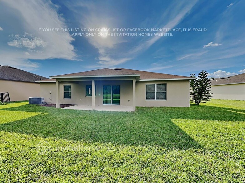 Building Photo - 240 Star Shell Dr