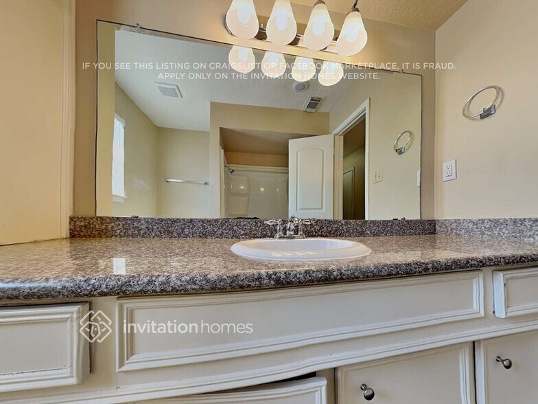 Building Photo - 1115 Misty Lea Ln