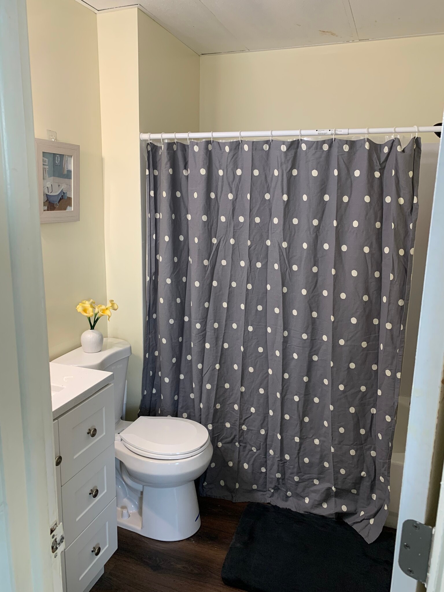 Building Photo - 409 Locust St