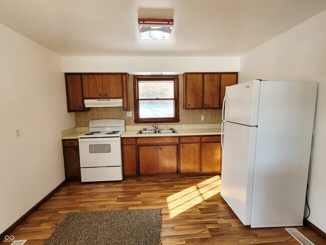 Building Photo - 732 Upper Schooner Rd