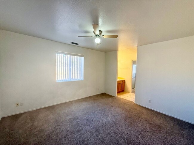 Building Photo - 4461 N Moccasin Cir