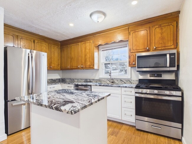 Building Photo - 1410 Greenville Ave