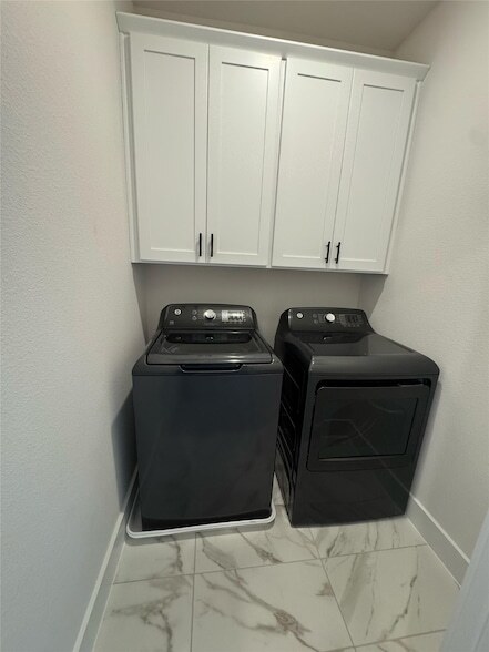 Building Photo - 4413 Cave Spgs St