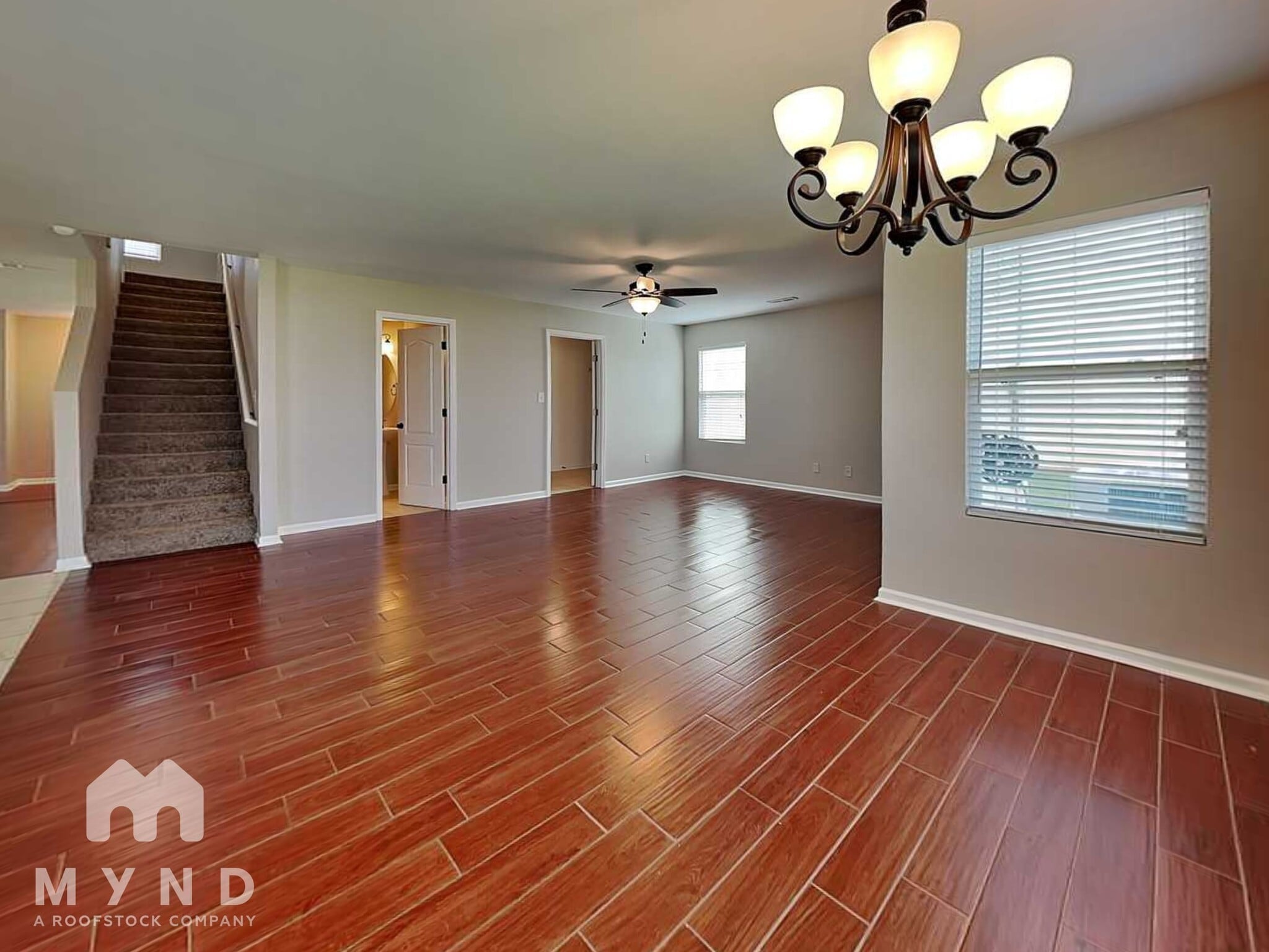 Building Photo - 29877 Glenrose Way