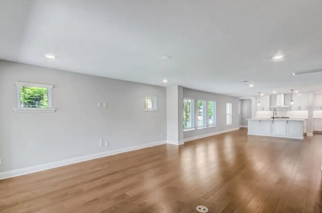 Building Photo - 1745 Hourglass Dr