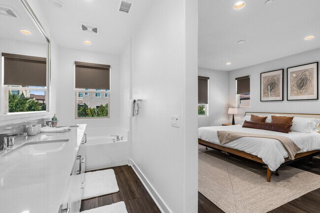 Building Photo - 35821 Cannon Dr