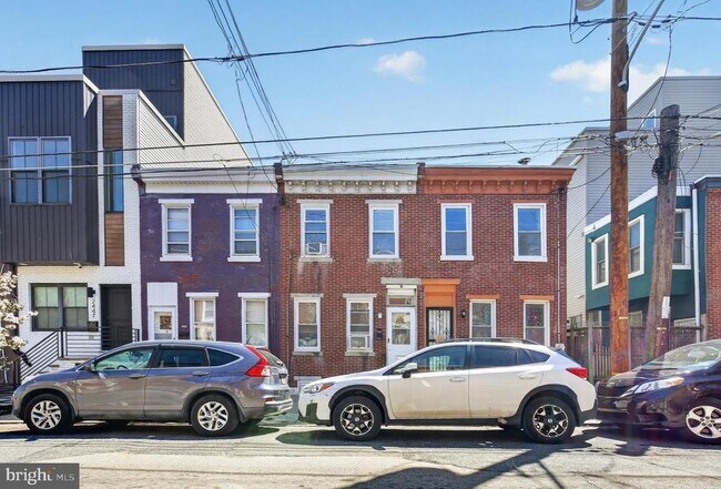 Building Photo - 2443 Amber St