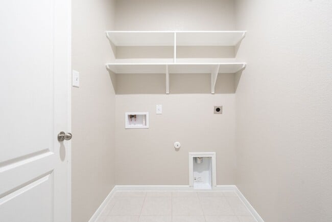 Building Photo - Charming 4 Bedroom Home in Troy – Ideal Lo...