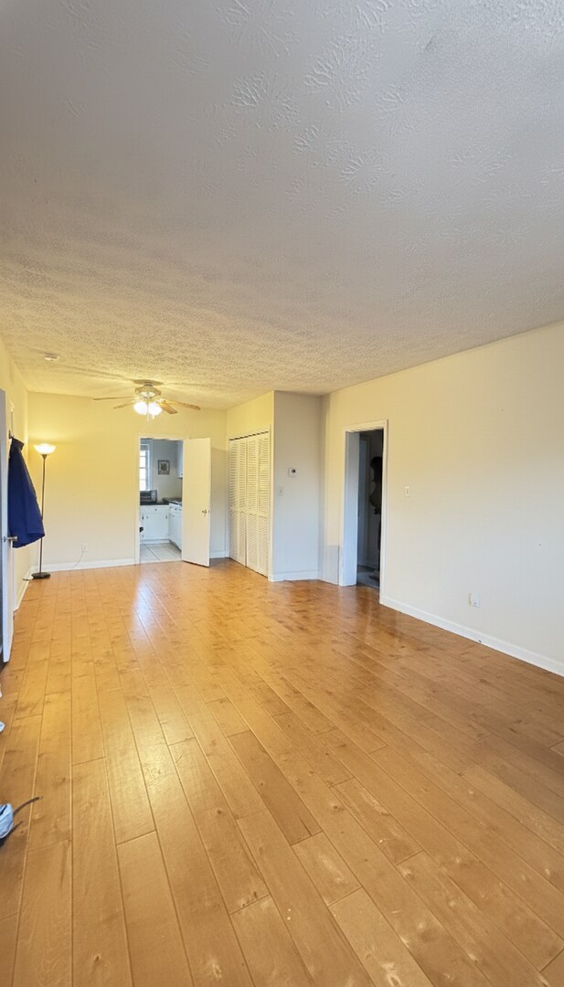 Building Photo - 935 Baxter St