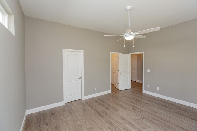 Building Photo - 4731 Stunner Ln