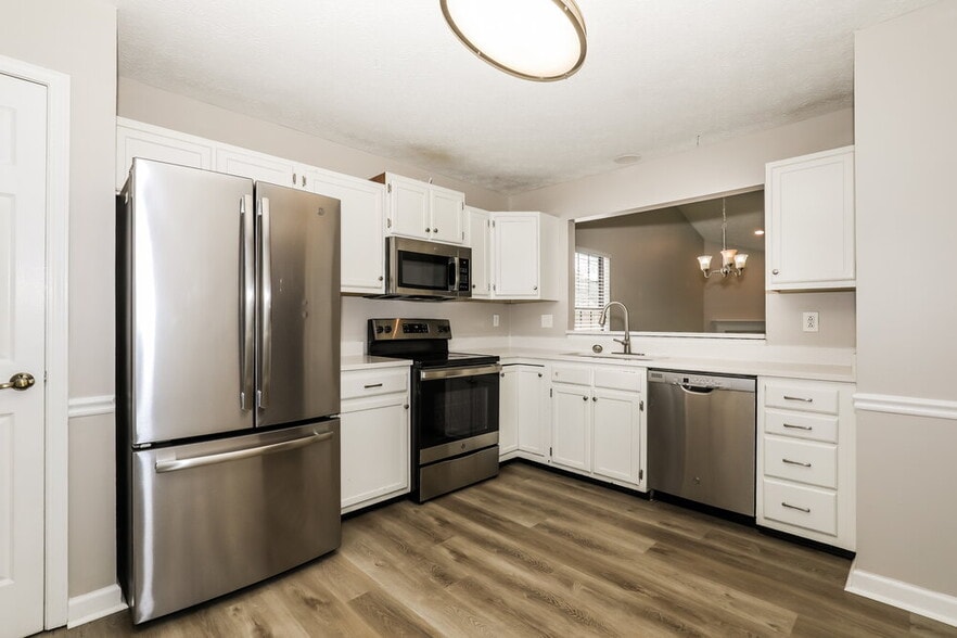 Building Photo - 7750 Harcourt Springs Dr