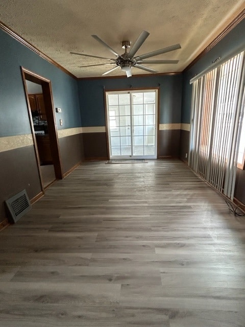 Building Photo - 889 Battles Ave