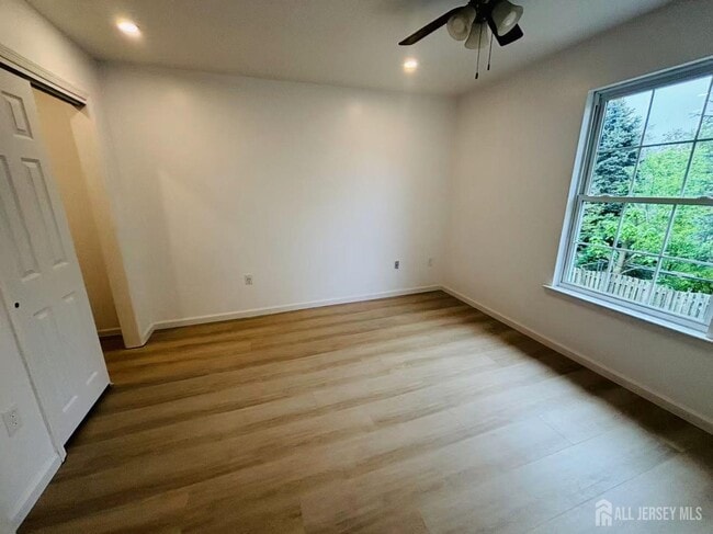 Building Photo - 109 Zoar Pl