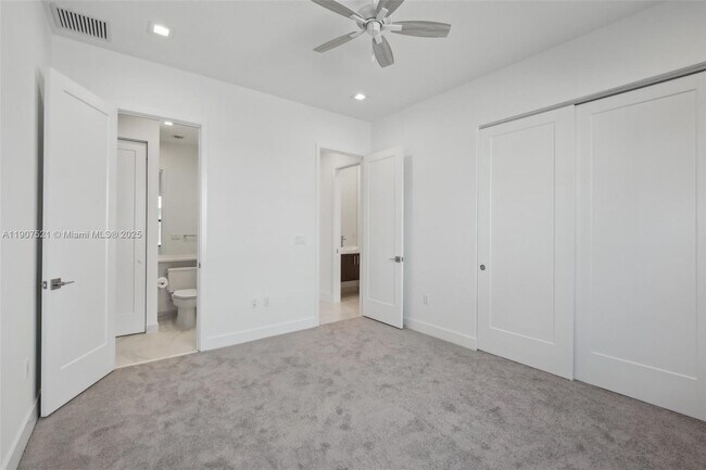 Building Photo - 13131 Feathering Wy