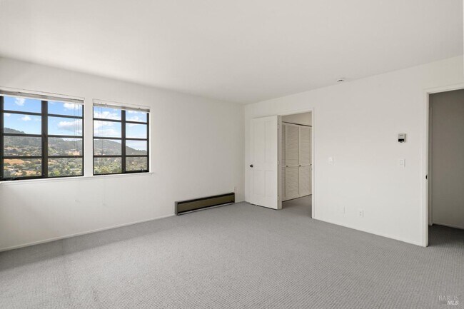 Building Photo - 45 Wimbledon Way