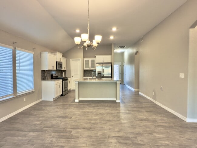 Building Photo - 13877 Paseo Perlas Dr