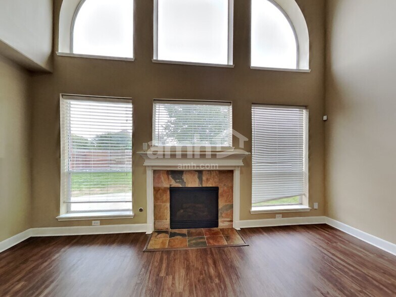 Building Photo - 12311 Amanda Pines Dr