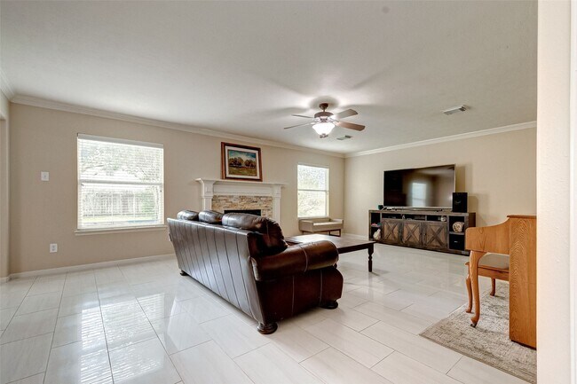 Building Photo - 24823 Cobble Canyon Ln