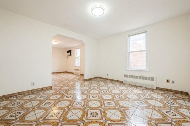 Building Photo - 57 N Tyson Ave