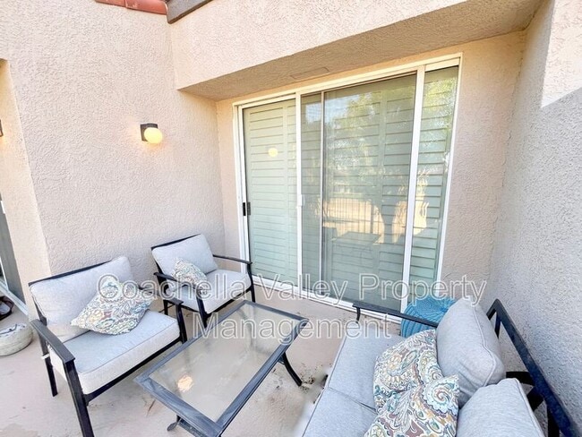 Building Photo - 55544 Laurel Valley