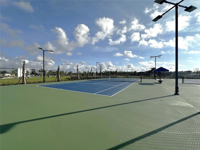 Building Photo - 11819 Cloverly Ln