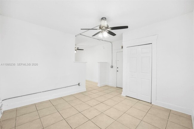 Building Photo - 1563 SW 2nd St