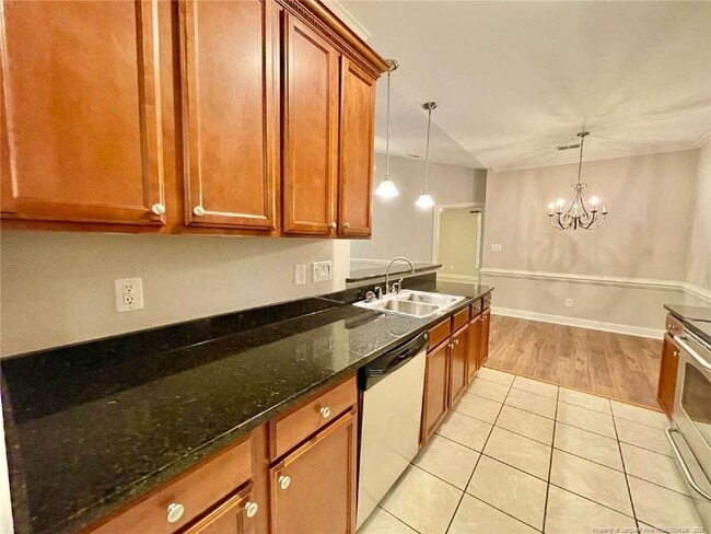 Building Photo - 206 Fountainhead Ln