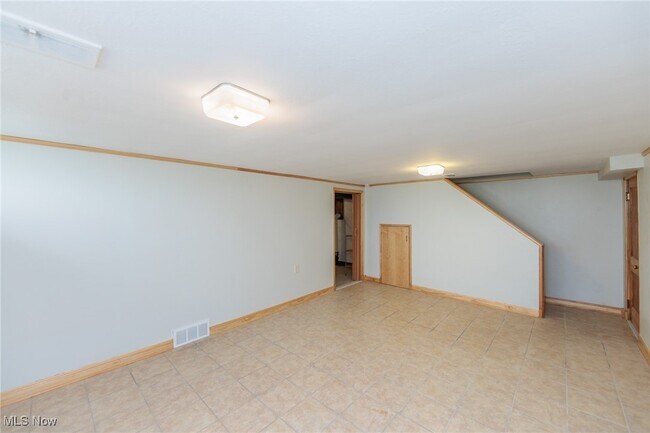 Building Photo - 2207 Campus Rd