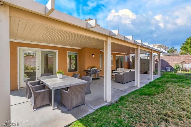 Building Photo - 935 Derringer Ln