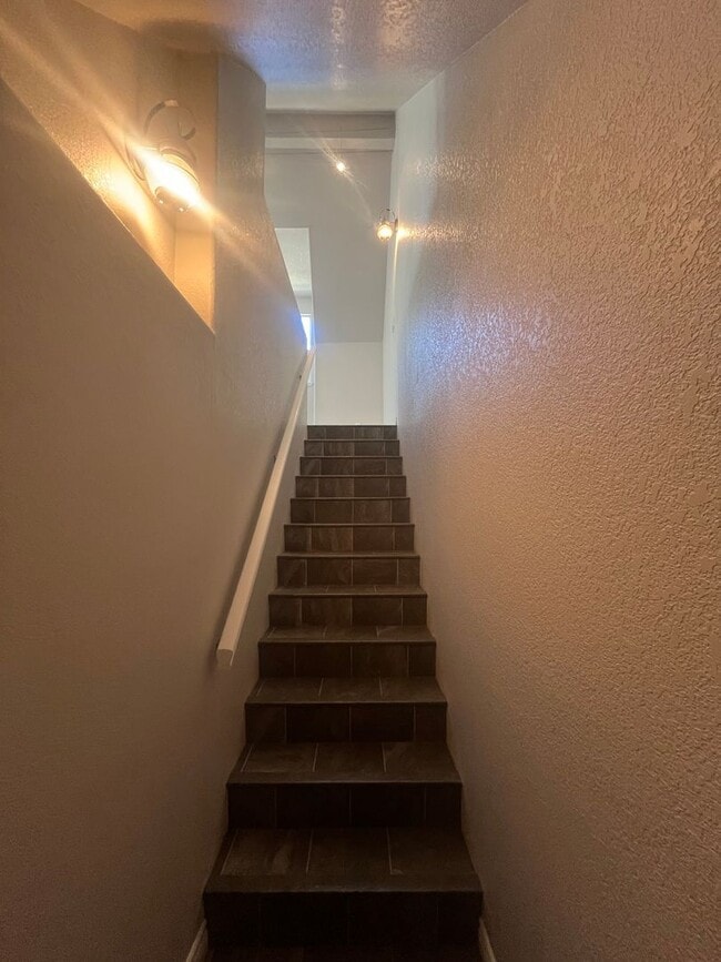 Building Photo - 3 Bed 2 Bath House in Bear Valley Springs!