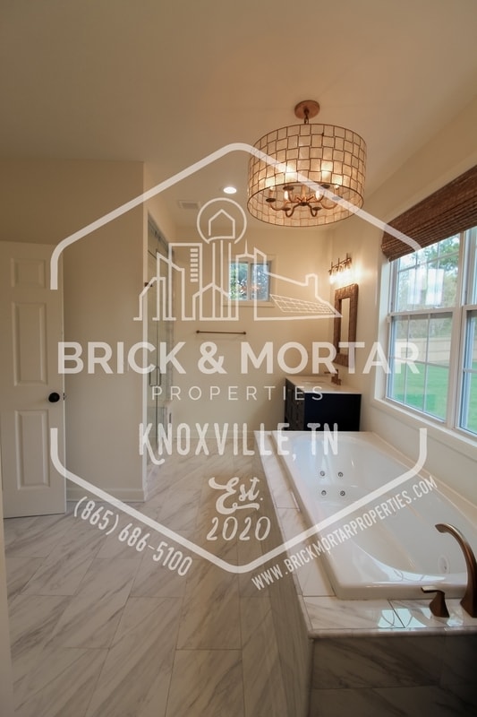 Building Photo - 1416 Myart Ln