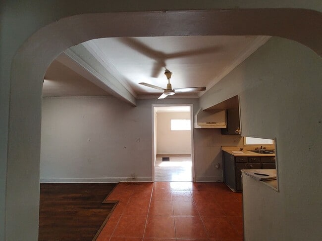 Building Photo - 5737 Nail Rd