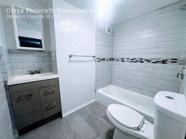 Building Photo - 300 W Coulter St