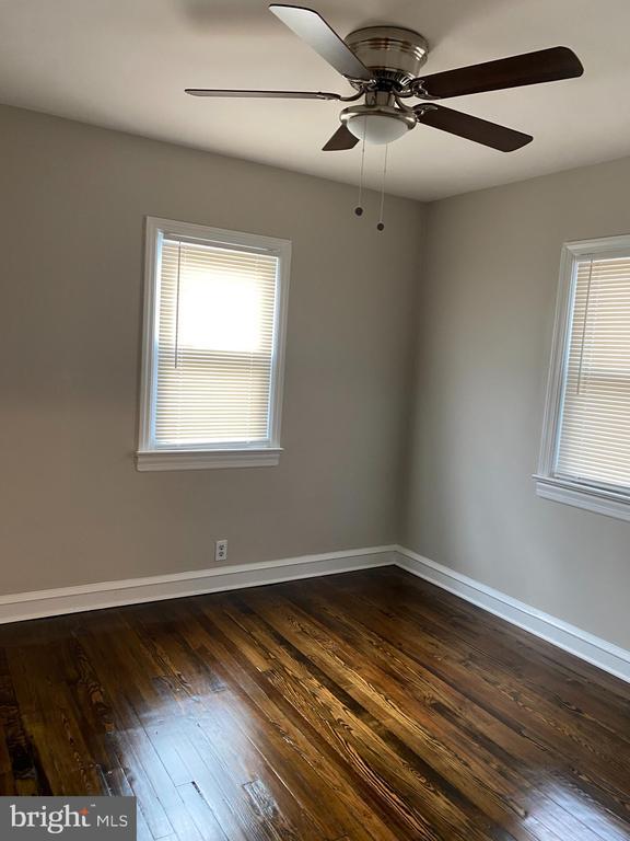 Building Photo - 258 Birch St