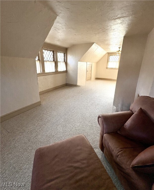 Building Photo - 607 Copley Rd