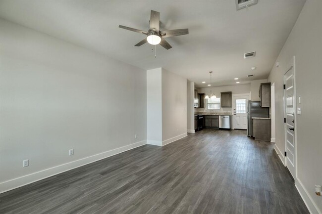 Building Photo - 1300 Black Locust Drive West