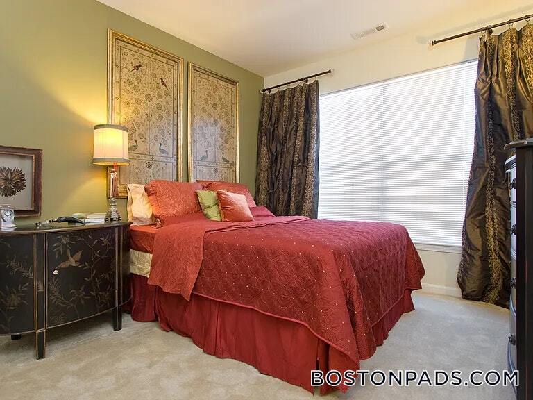 Building Photo - 311 Lowell St