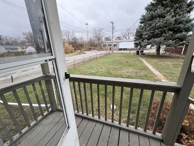 Building Photo - 3-Bedroom House on Corner Lot