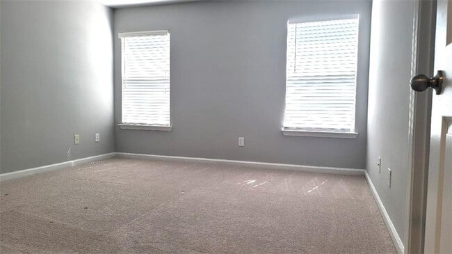 Building Photo - 2020 Meadow Peak Rd